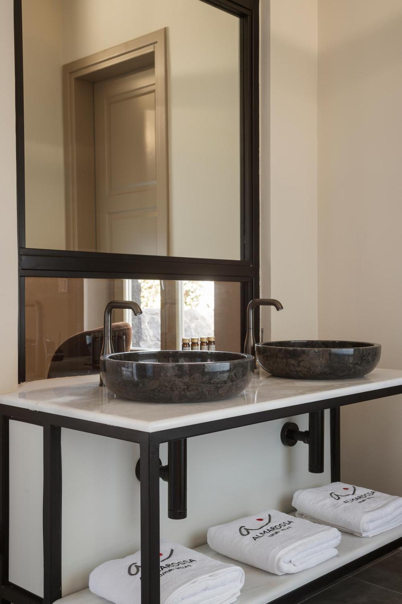 Vourvoúlos Almarossa Luxury Villas מראה חיצוני תמונה